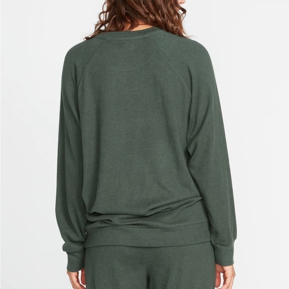 Volcom Lil Fleece Crew Dark Pine - Picture 2 of 13